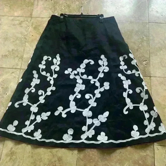 Peter Nygard black/white embroidery S 14. Good condition Linen Maxi skir… - Picture 2 of 8